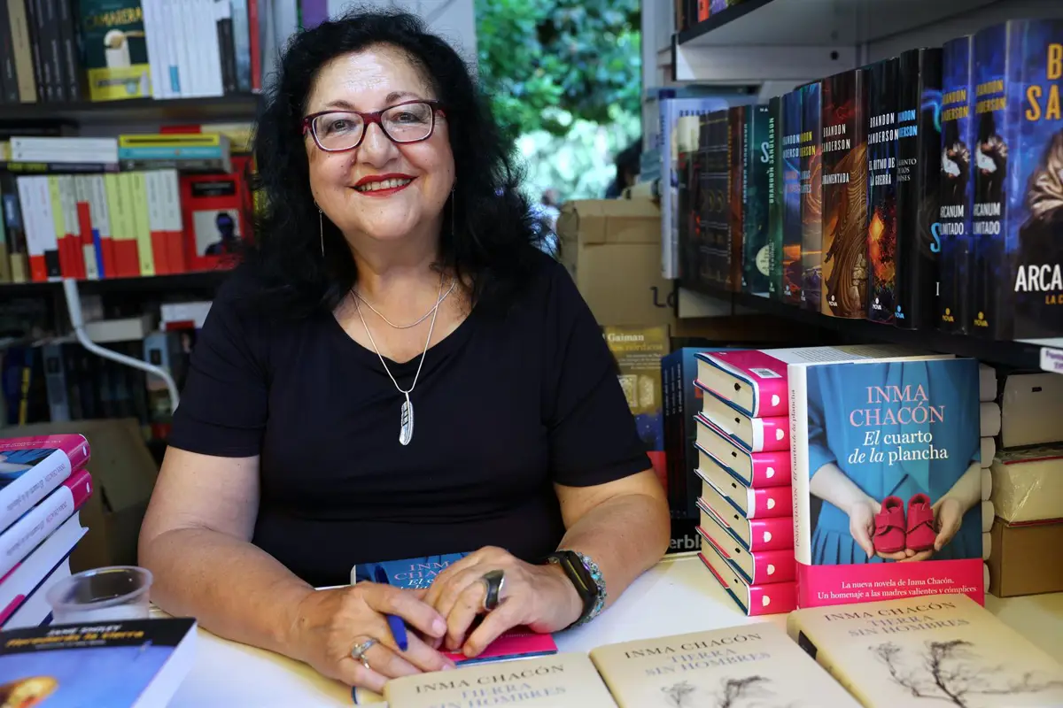 La escritora Inma Chacón será la pregonera en la II Feria del Libro de Calamonte, Badajoz