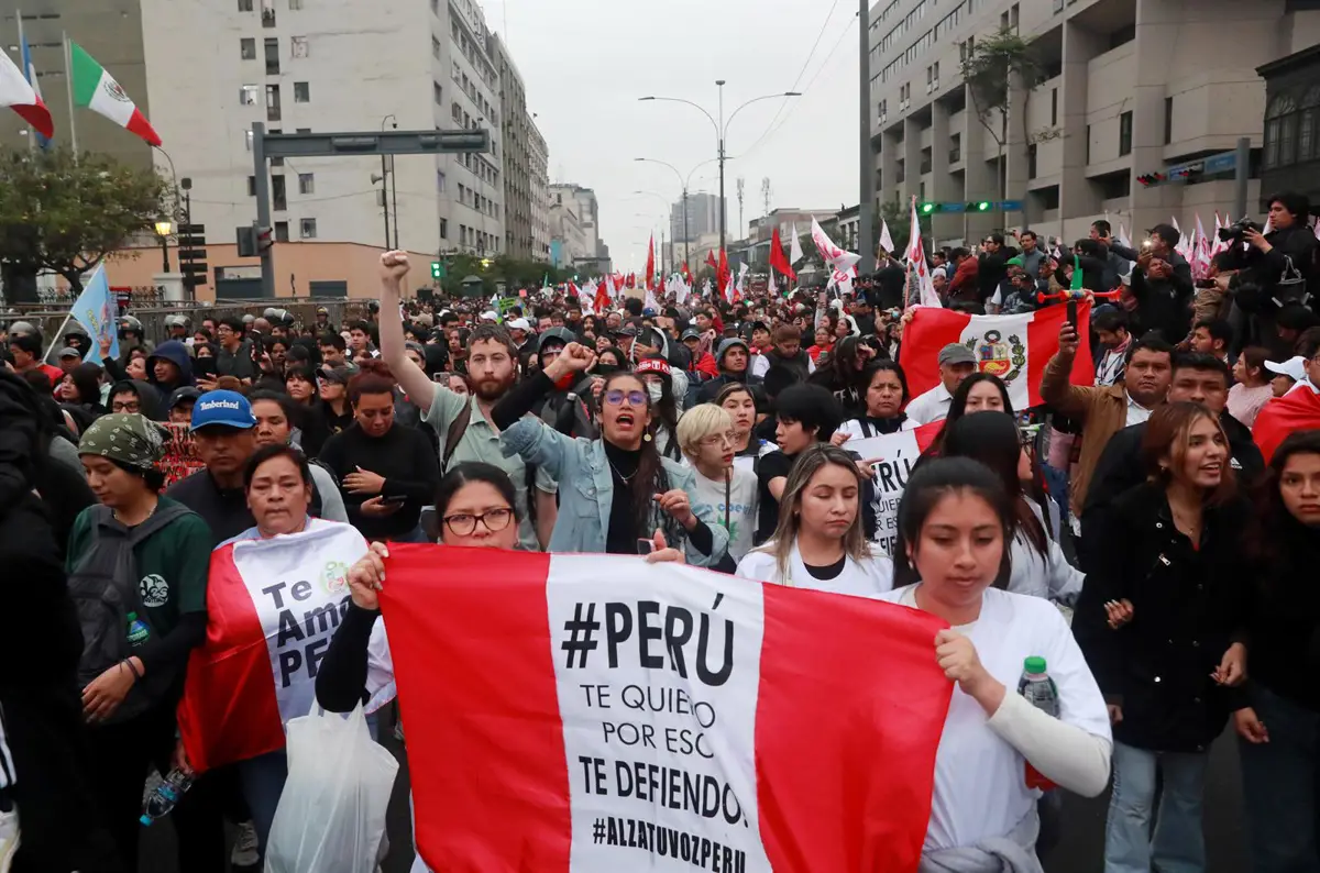 Perú enfrenta una nueva etapa electoral en medio de una crisis política y numerosos candidatos