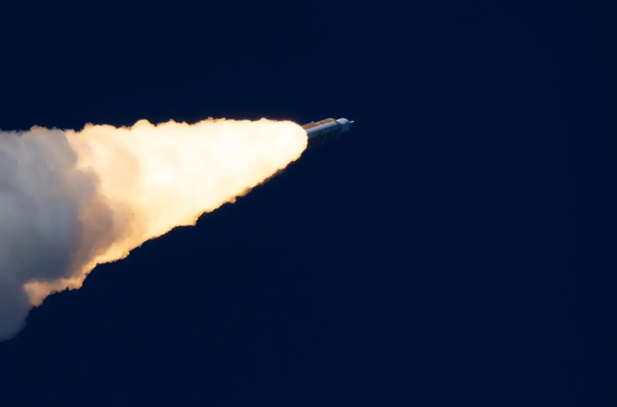 El telescopio TTT3 del Observatorio del Teide sigue la trayectoria de la misión Artemis II hacia