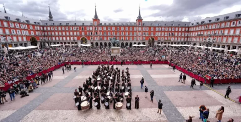 Los consejeros Mendoza y Gimeno estarán en la tamborrada madrileña del Domingo de Resurrección