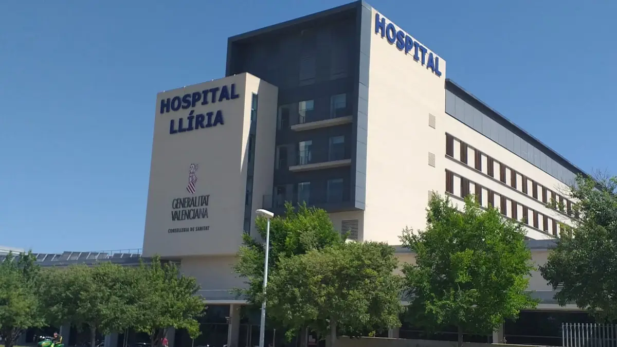 Rescatan a un hombre de 70 años tras sufrir un accidente con una hoz en Sot de Chera