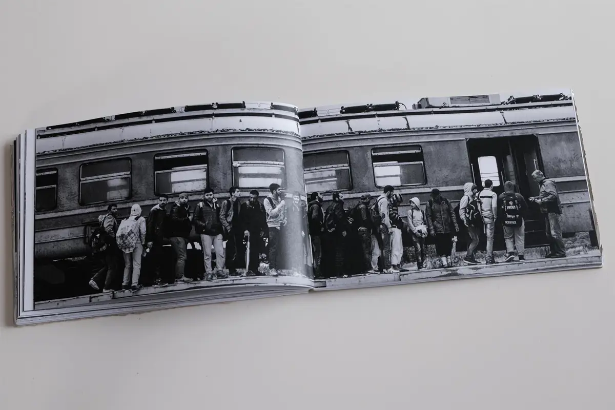 Tres fotógrafos baleares documentan la migración en los Balcanes, Madagascar y Sant Lluís