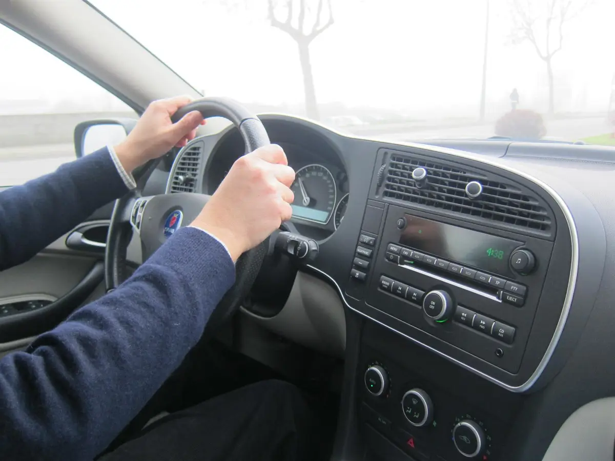 Las ventas de coches usados en Euskadi descienden un 2,2% en marzo, mientras que las furgonetas