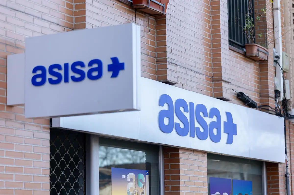 Casi 14.000 funcionarios andaluces se incorporan a la sanidad pública en 2025, un 21% más que en