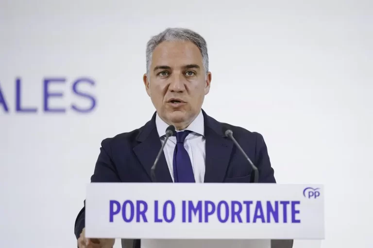 Bendodo expresa su sorpresa por la demora de Vox en definirse sobre la gobernabilidad en CyL,