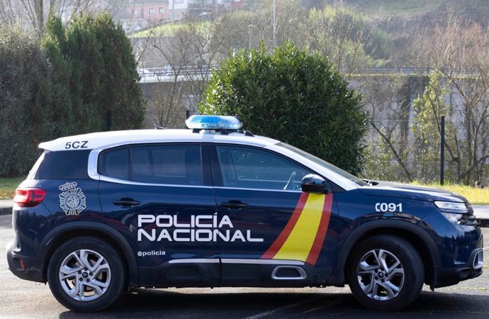 Archivo - Coche de la Polic&iacute;a Nacional