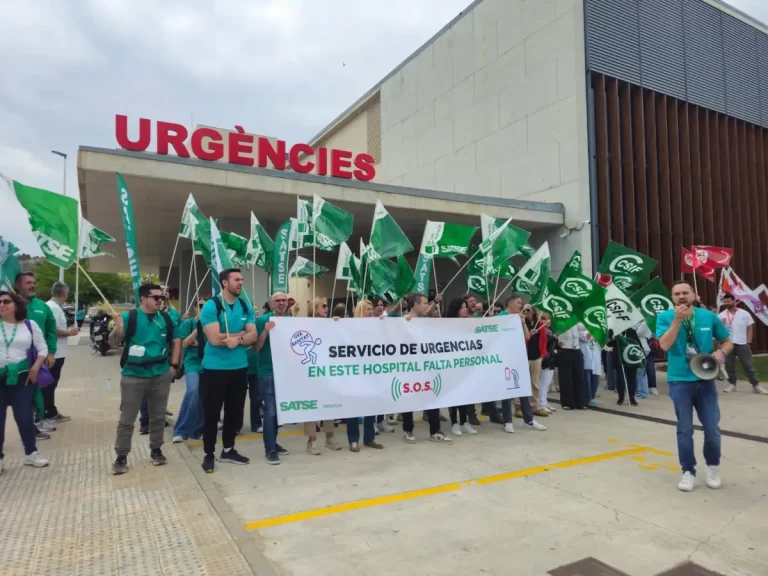 Satse denuncia la insostenible falta de personal en Urgencias del Arnau y Lliria: "No podemos más