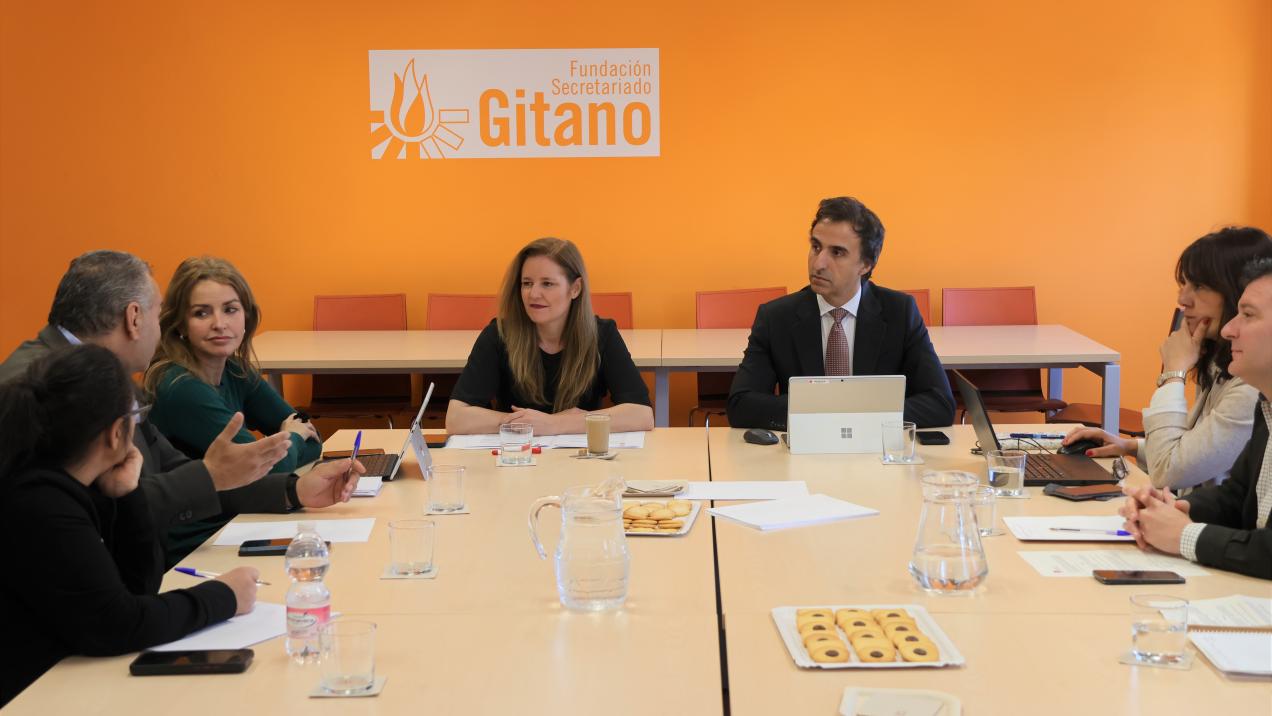 La Comunidad de Madrid fortalece la función consultiva de la Mesa de Diálogo de la Población
