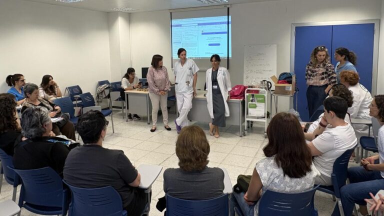 El Hospital Infanta Cristina lanza una escuela para pacientes con cáncer de mama