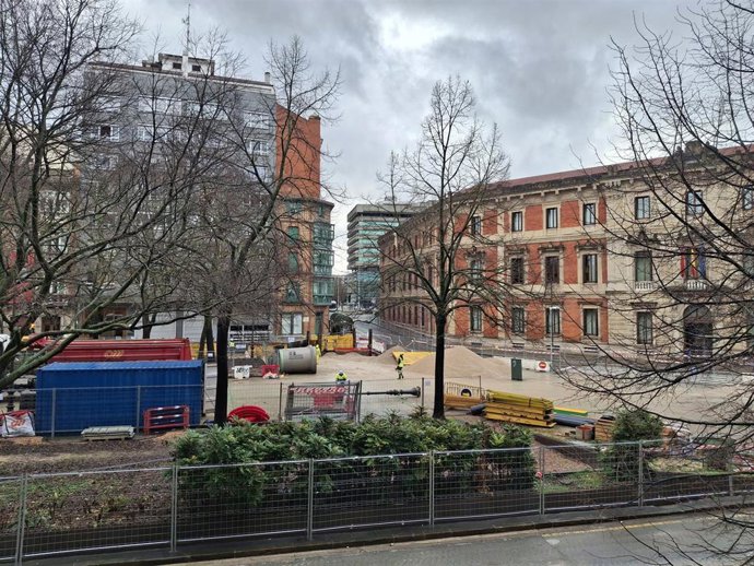 Obras de reurbanización del Paseo Sarasate de Pamplona.