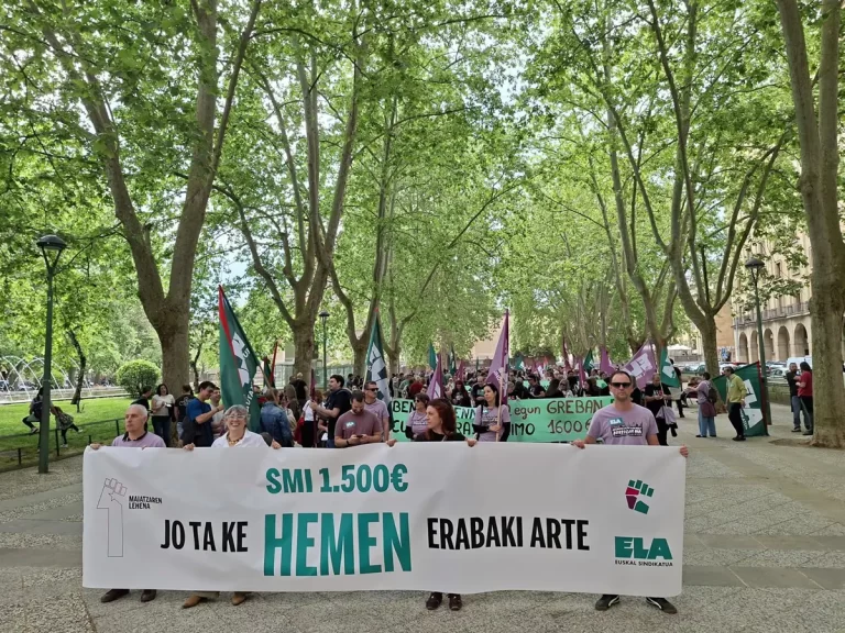 ELA reivindica en este Primero de Mayo en Pamplona un salario mínimo de 1.500 euros