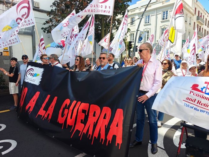 Manifestación convocada por Sindicalistas de Base con motivo del 'Día Internacional del Trabajo'