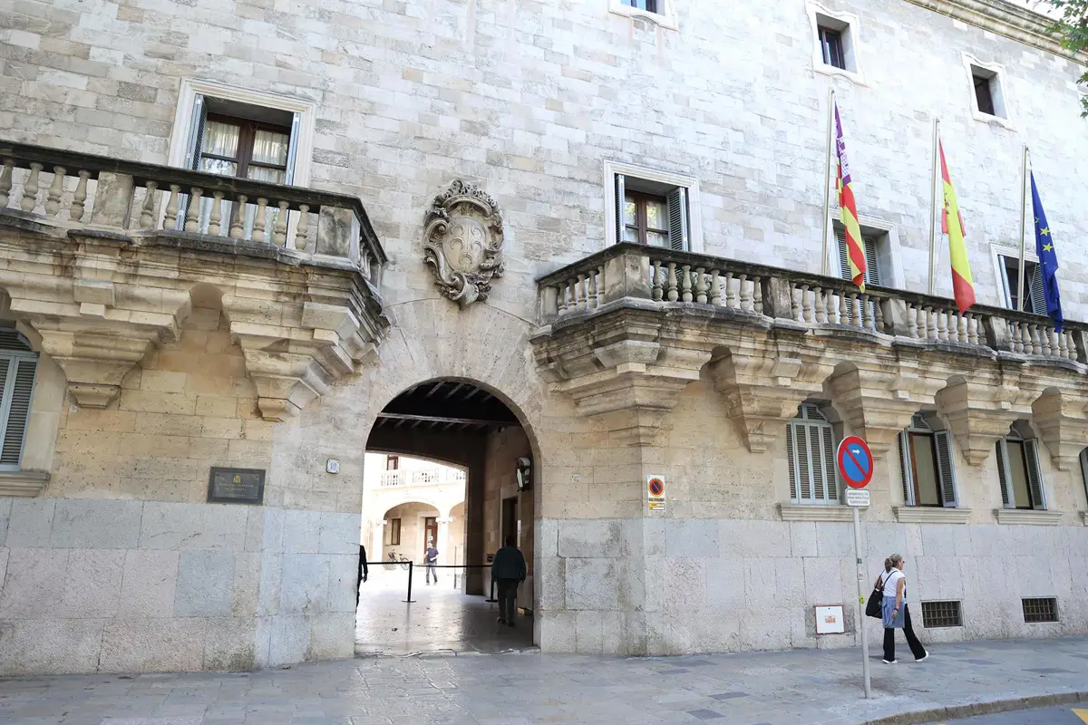 Solicitan 16 años de cárcel para un hombre que intentó quemar a su inquilino en Palma