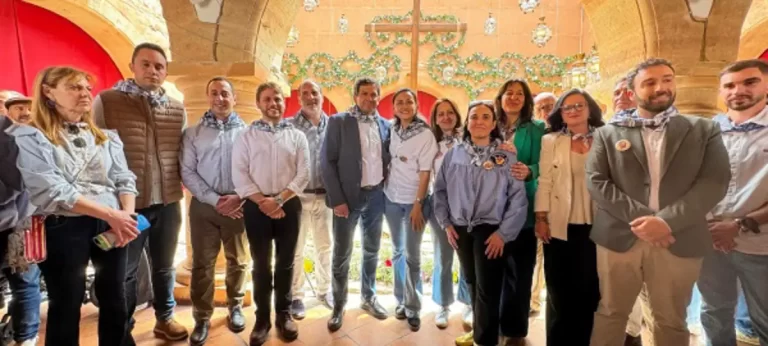 Villanueva de los Infantes celebra la llegada del mayo con sus tradicionales cruces y mayos