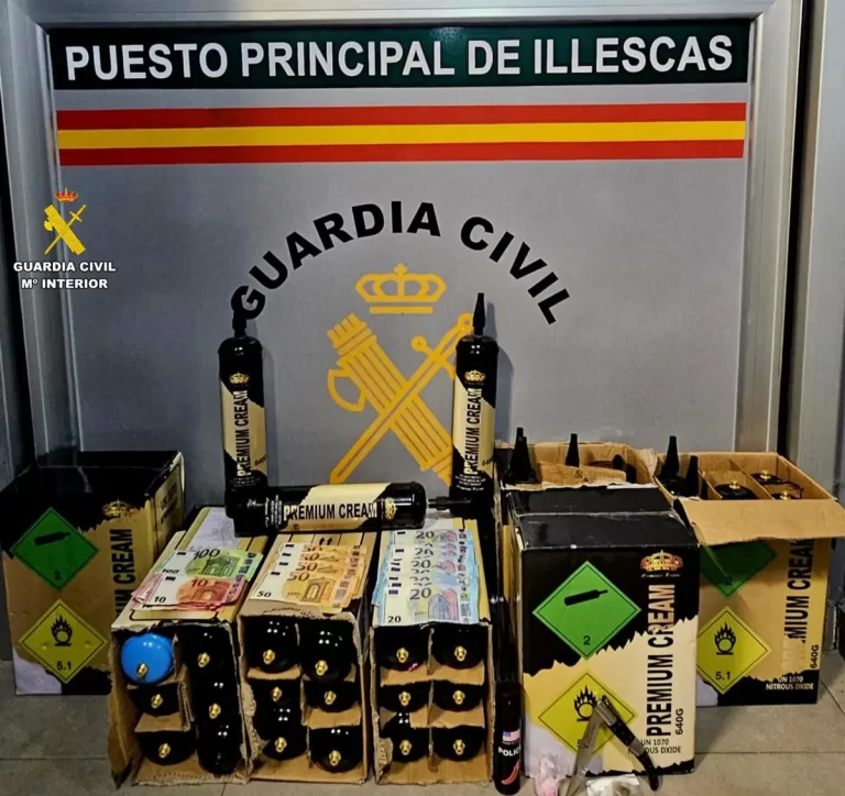 Detenido un hombre en Yuncos por vender 'Gas de la Risa' en su establecimiento