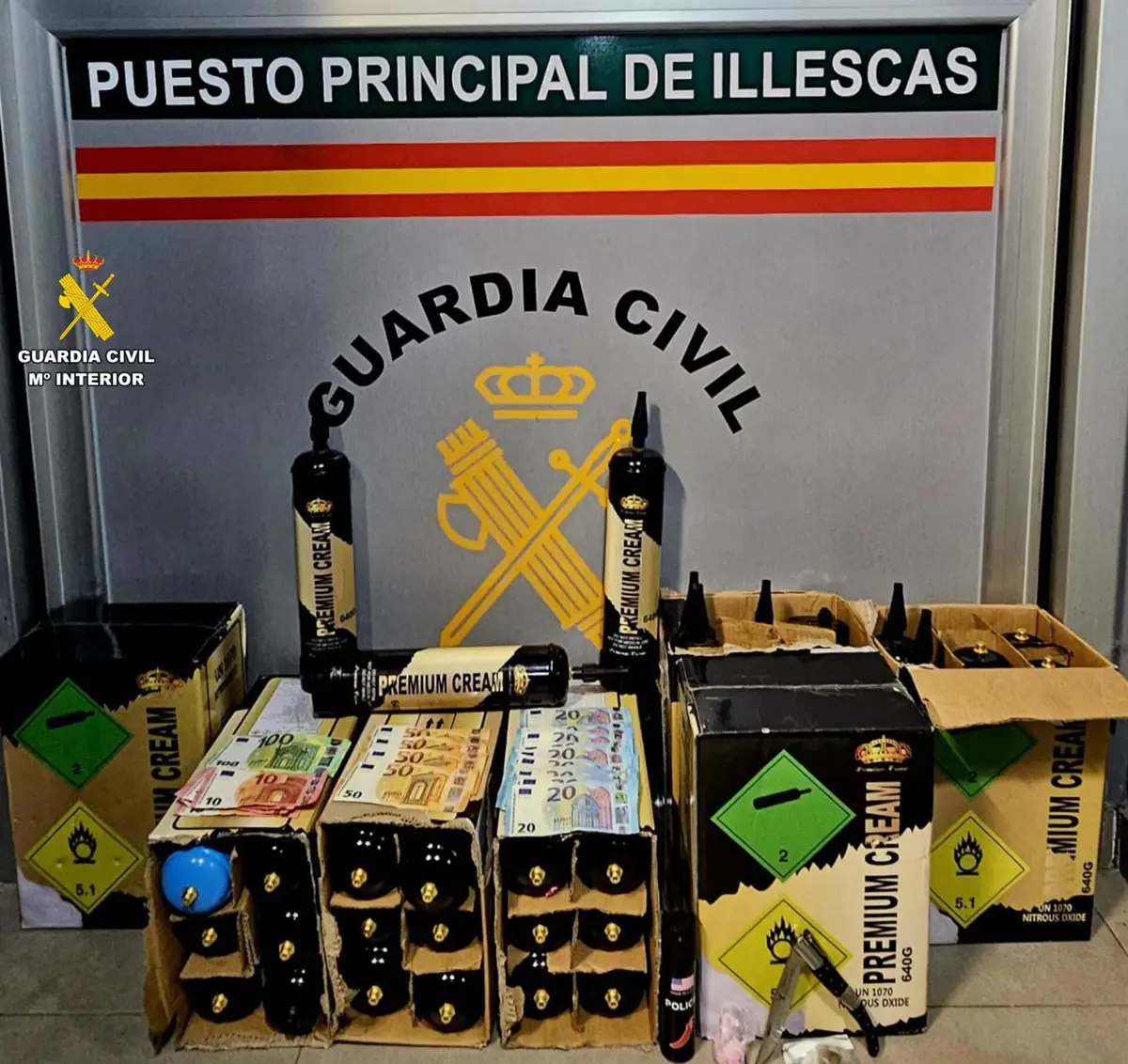 Detenido un hombre en Yuncos por vender 'Gas de la Risa' en su establecimiento