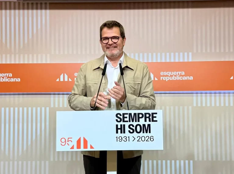 Albert (ERC) responde a críticas de Junts a Rufián: "Nos desagrada que voten en contra de