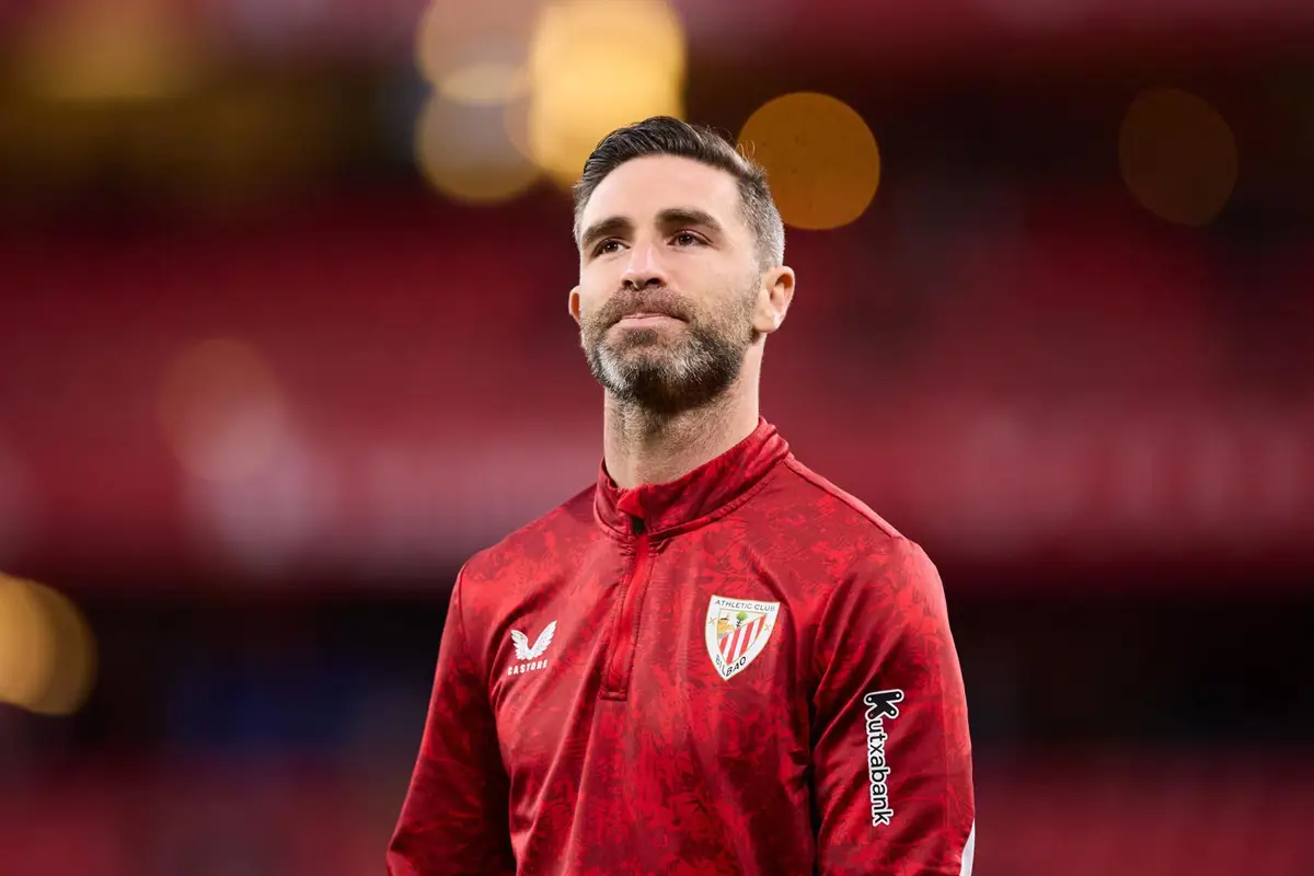 Yeray Álvarez amplía su contrato con el Athletic Club hasta 2028