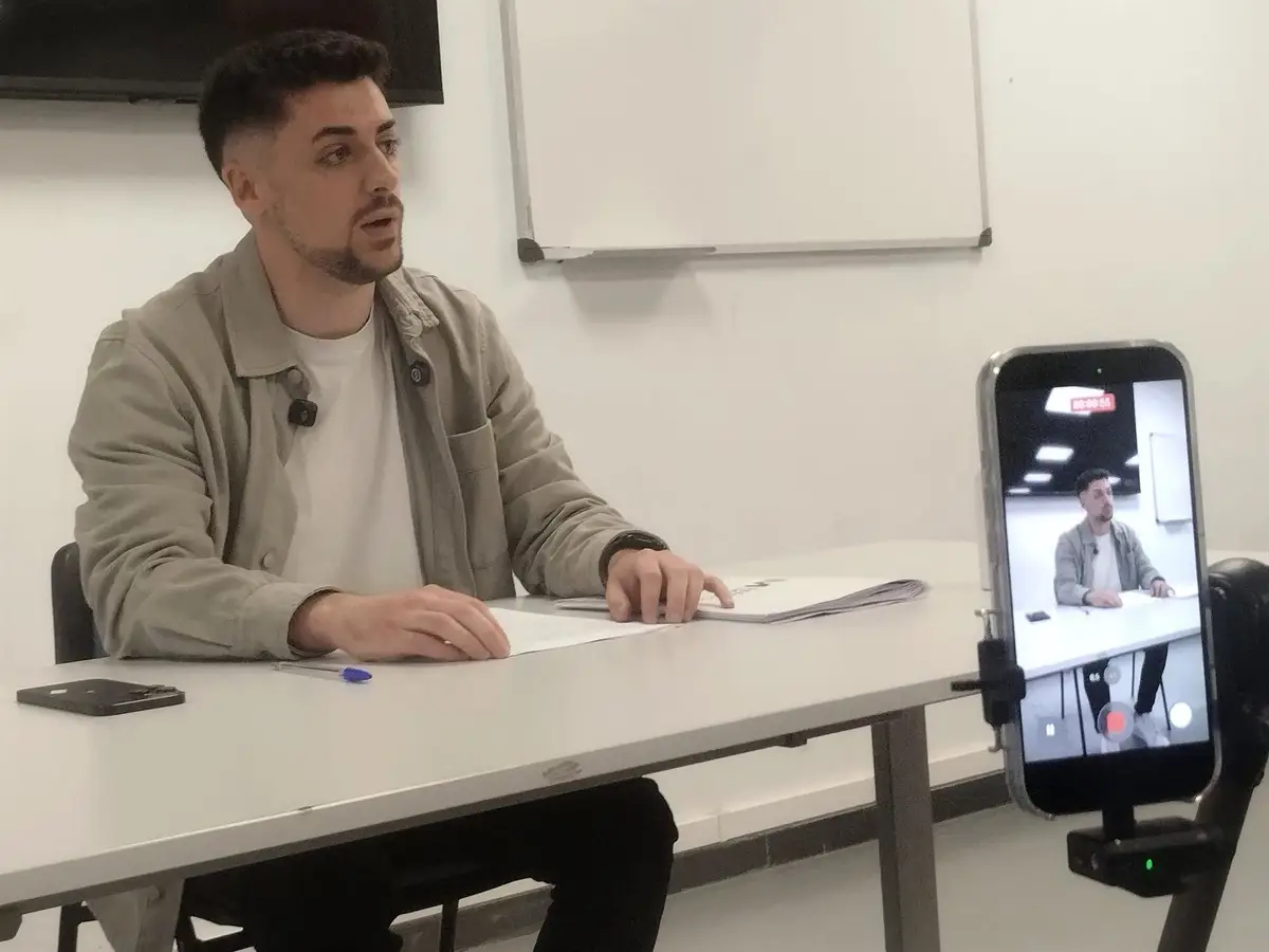 portavoz expulsado de MM en Parla comparece ante el Comité de Garantías por hostigamiento en