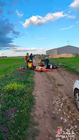Rescatan a un motorista tras accidentarse en un difícil acceso en La Cistérniga, Valladolid