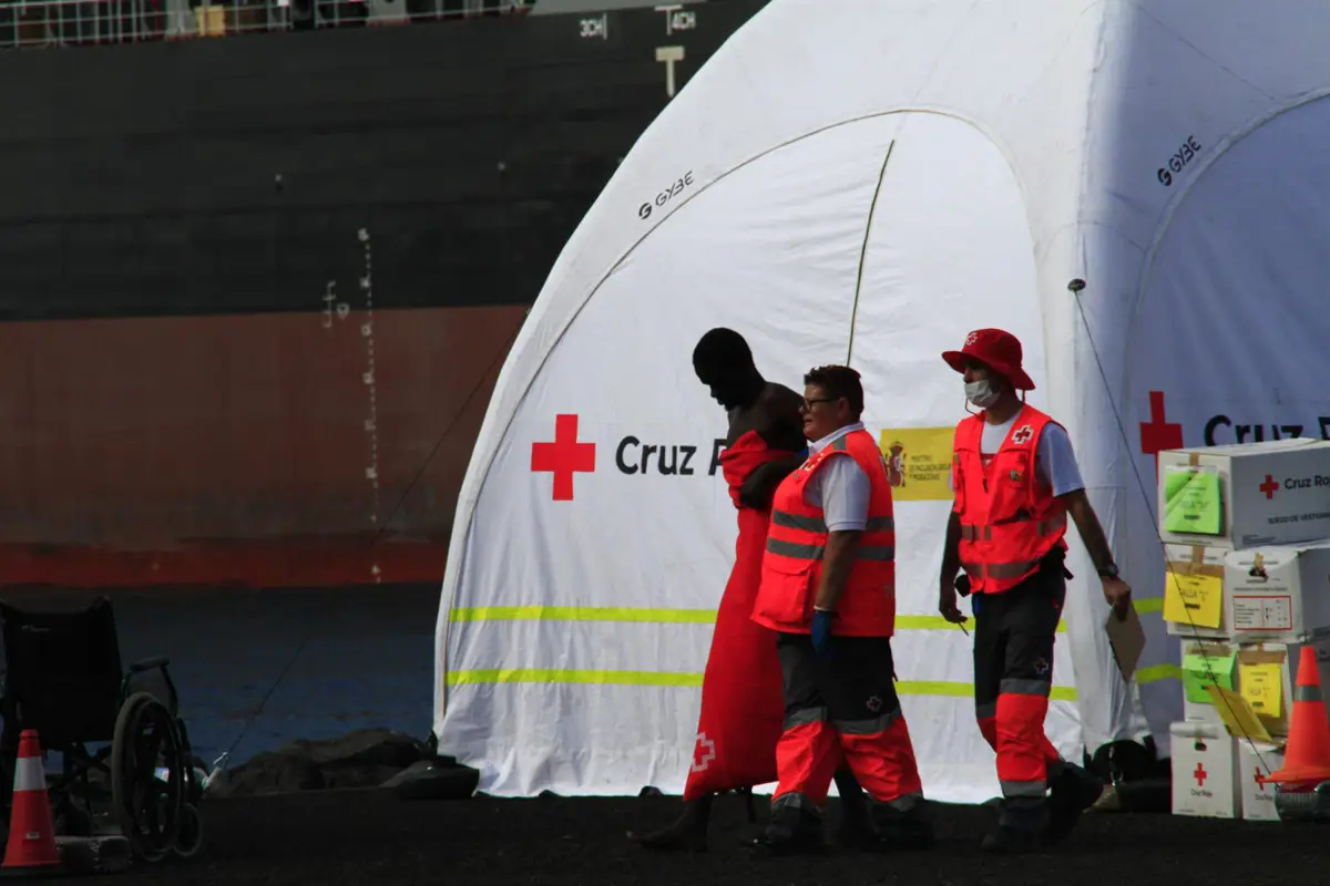La llegada de migrantes a Canarias baja un 72,1% en lo que va de año, alcanzando 3.018 personas