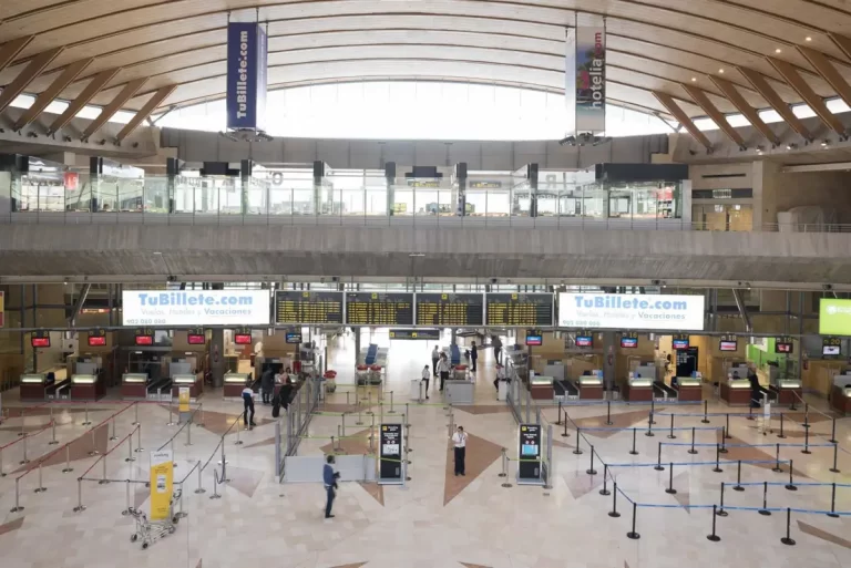 Condiciones meteorológicas complicadas en el aeropuerto de Tenerife Norte desvían siete vuelos