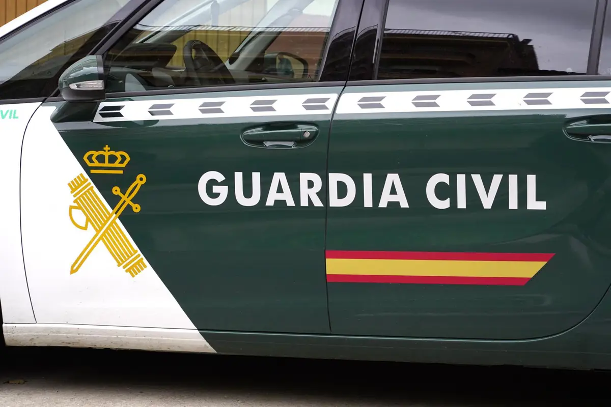 Varios encapuchados asaltan una joyería en un centro comercial de Torrelodones