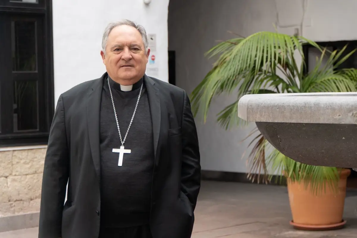 El obispo de Canarias destaca que León XIV renueva la esperanza en unos españoles agotados por la
