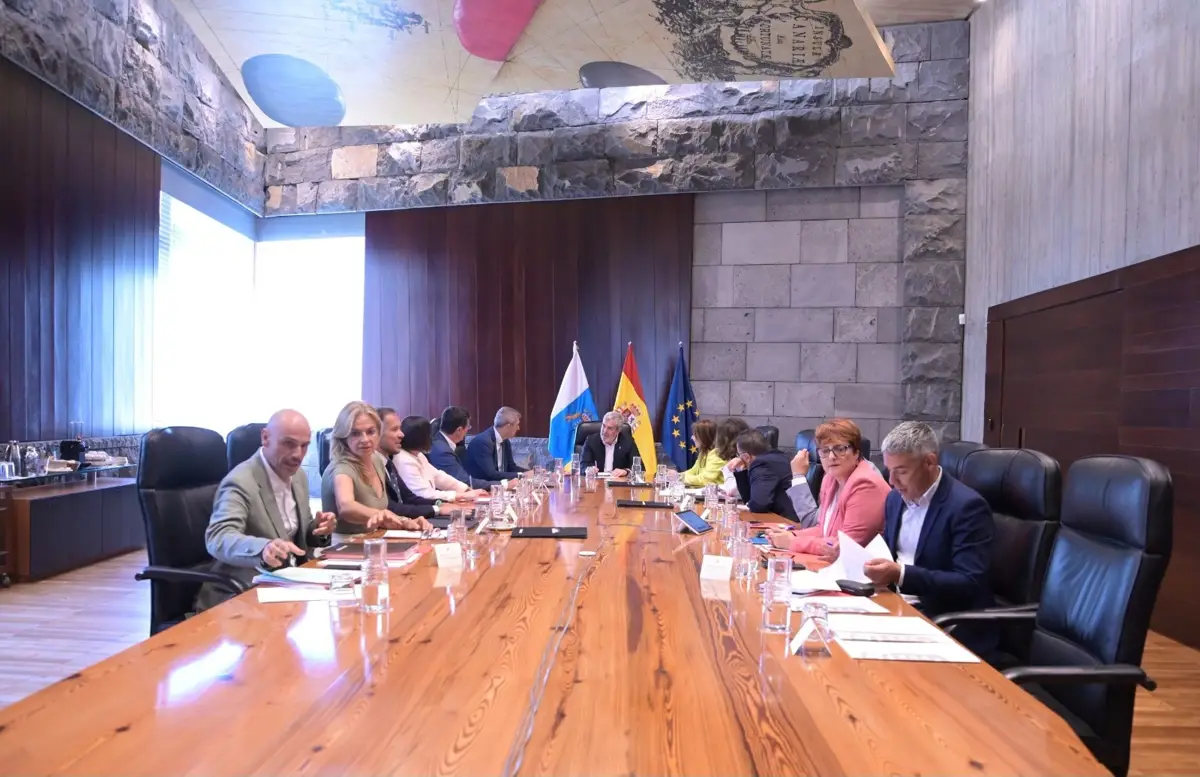 Gobierno y Canarias se encontrarán el 2 de julio para discutir la gestión compartida de los