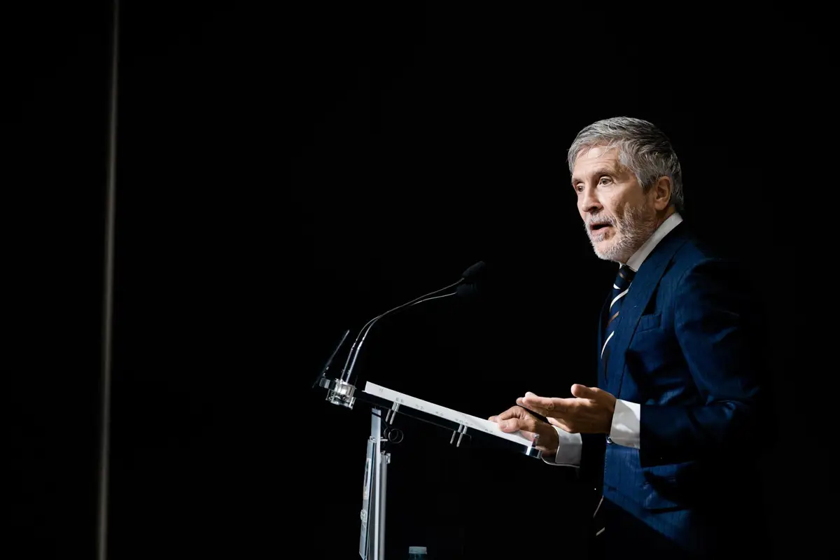 Marlaska presenta una fuerte queja al CGPJ por las declaraciones del juez Peinado sobre los