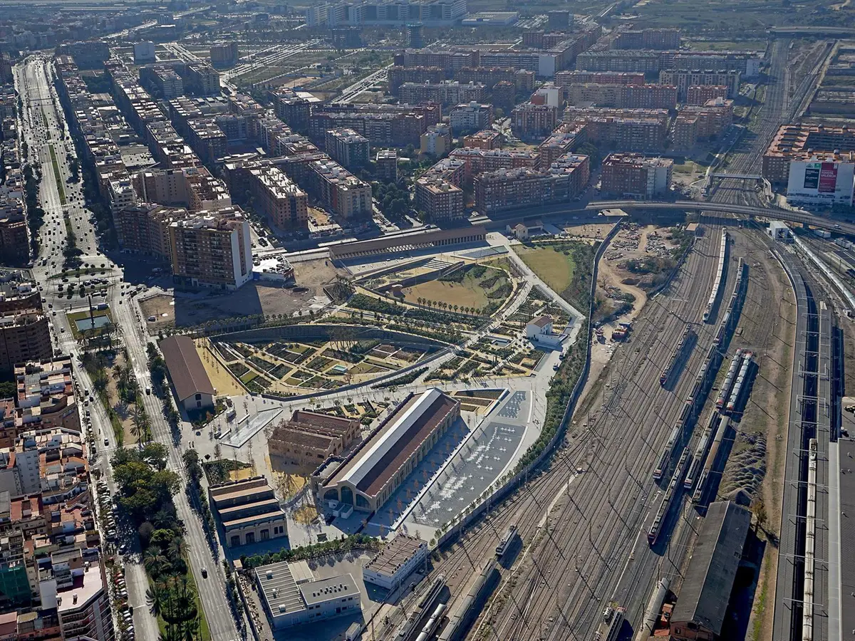 Vicente Palomo es nombrado gerente de la Sociedad Parque Central por el Gobierno, no sin