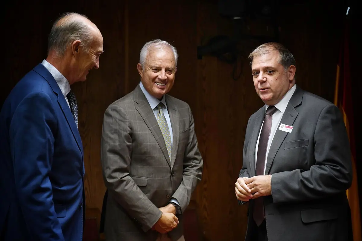 Cargos del PSOE expresan su inquietud tras la imputación de Juanma Serrano: "no pinta bien