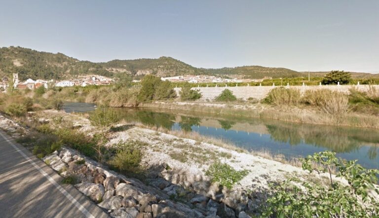 Sumacàrcer clausura el área recreativa de la isla de l'Esgoletja tras la muerte de dos bañistas