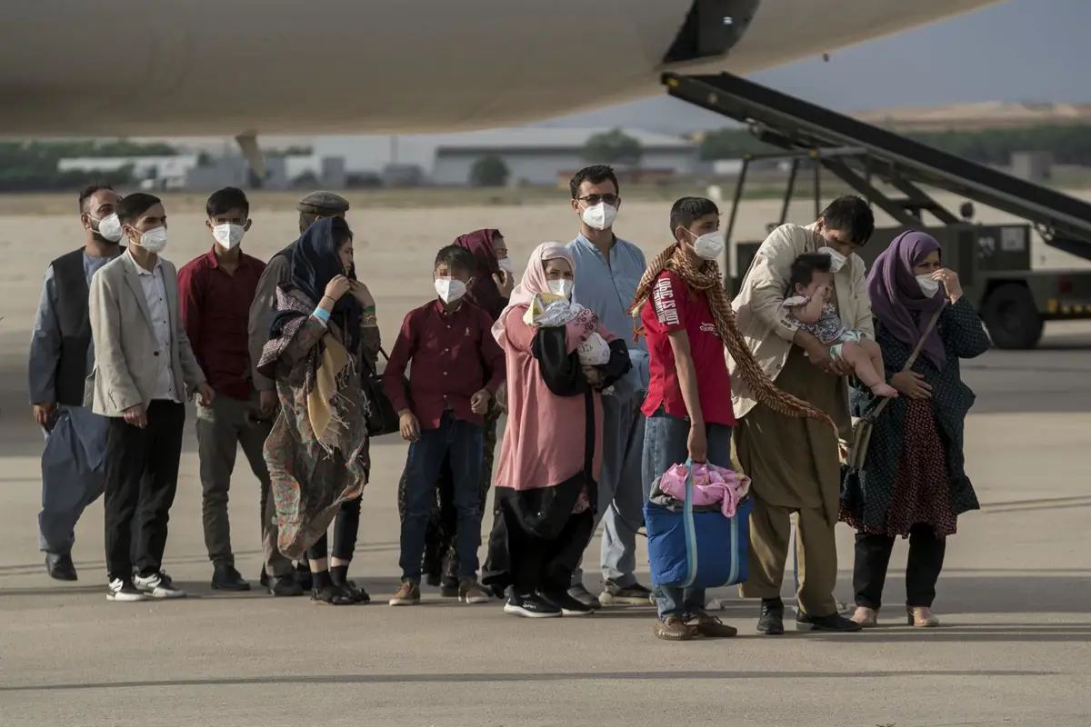 Cinco años después, los afganos en España reconstruyen sus vidas sin olvidar su patria