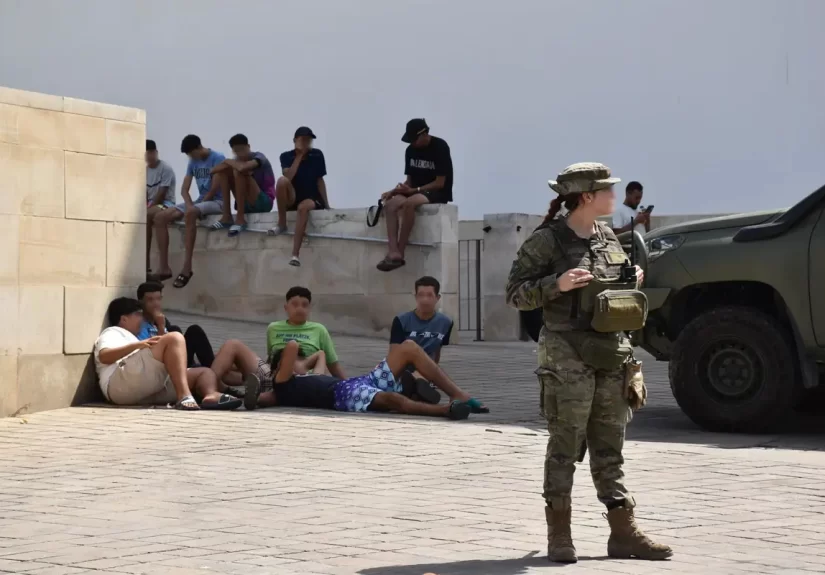 Bruselas destaca el deber de España de proteger a los menores de Ceuta y exige la devolución de