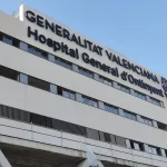 Herido por politraumatismo craneoencefálico tras caer en el castillo de fiestas de Ontinyent