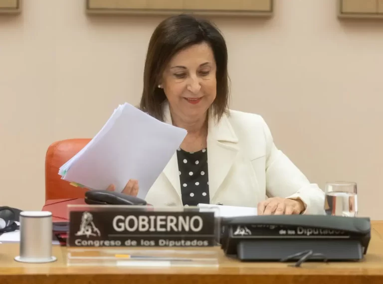 Robles inicia el martes las comparecencias de ministros en el Congreso por la crisis de Ceuta