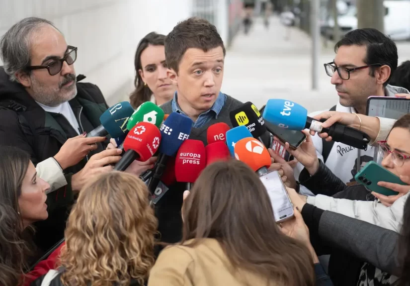 El juez archiva la denuncia por calumnias de Errejón contra Mouliaá por acusaciones de extorsión