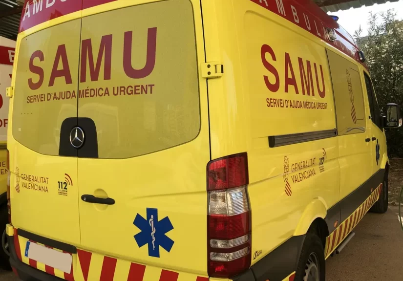 Fallece una menor y un herido al caer un pilar en La Casella de Alzira