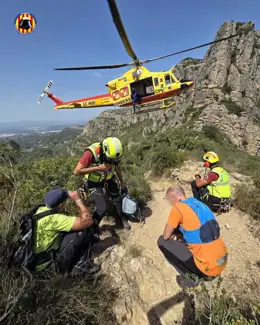 Rescatados dos senderistas en La Murta, Alzira; investigan apuñalamiento de mujer hallada el lunes