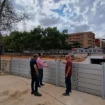 Aldaia instala compuertas de protección contra inundaciones del barranco de la Saleta