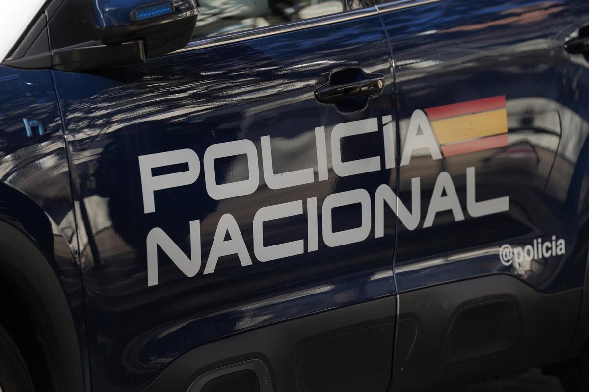 Detenido en Valencia tras incendiar su vivienda y atrincherarse con un soplete