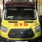 Mujer de 66 años sufre contusión en accidente de tráfico entre tres vehículos en València