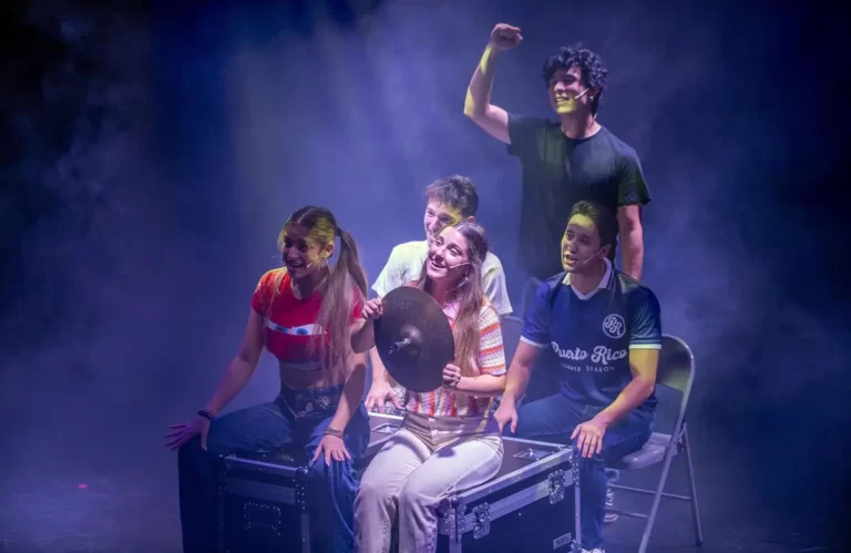 La producción del Escalante 'Todo saldrá mal (y será perfecto)' premiada en los premios de
